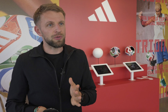 Im Interview spricht Hannes Schaefke, Football Innovation Lead bei adidas, über die technischen Besonderheiten des TRIONDA.