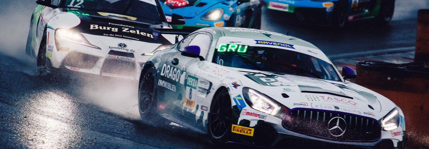 Starker Auftritt zu Rennbeginn für den Mercedes-AMG vom Drago Racing Team ZVO