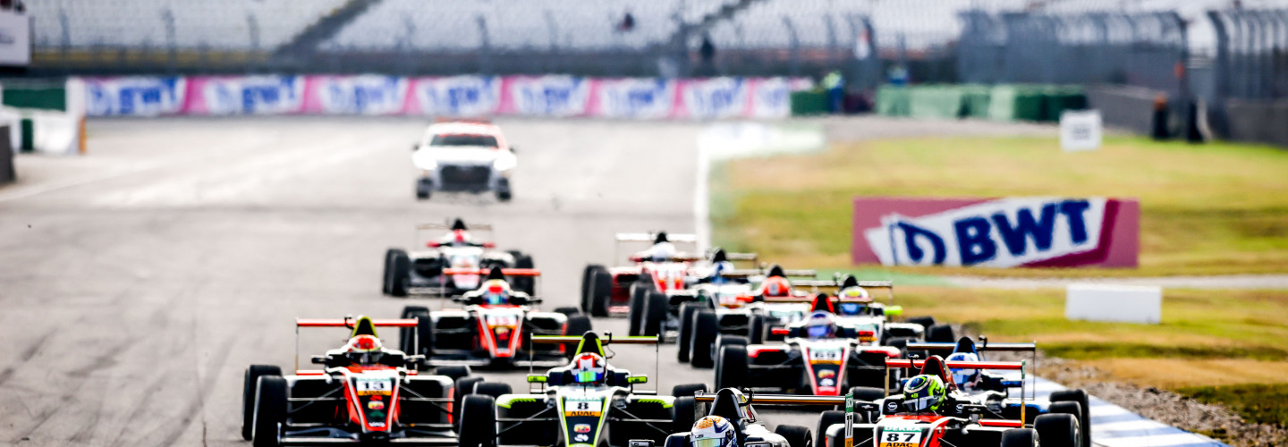 Alles ist angerichtet für ein packendes Saisonfinale der ADAC Formel 4