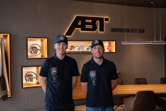 Abt Sportsline startet mit Luca Engstler und Marco Mapelli (l-r) in der DTM