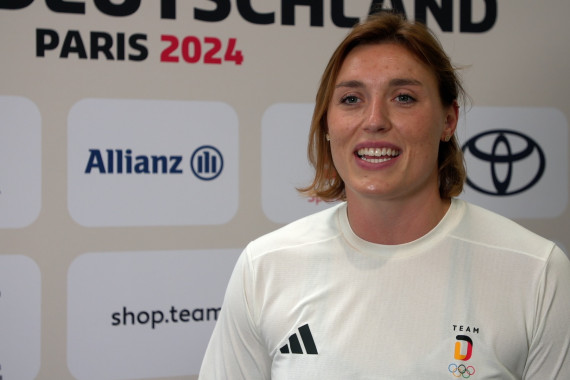 Im Interview spricht Diskuswerferin Kristin Pudenz u.a. über die Einkleidung und ihre aktuelle Gefühlslage vor den Olympischen Spielen.