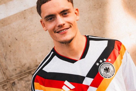 Zu sehen ist Nationalspieler Florian Wirtz.