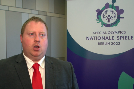 Interview mit Botschafter Ian Harper