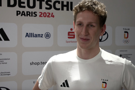Im Interview spricht Lukas Martens, Schwimm-Europameister über 400m Freistil, u.a. über seinen Eindruck der Einkleidung für die Olympischen Spiele sowie seine Zielsetzung für den Wettbewerb in Paris.