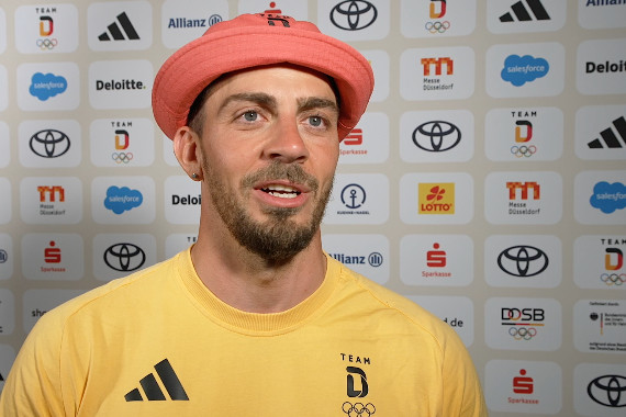 Im Interview spricht Kanute Sideris Tasiadis u.a. darüber, wie er sich nach dem knapp verfehlten dritten Platz fühlt und wie eng die Wettkämpfe beim Kajak-Slalom sein können.