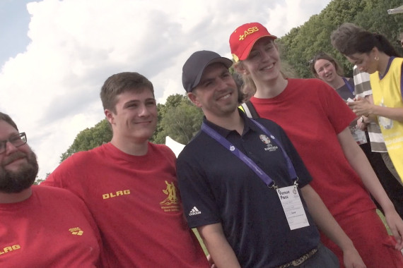 Die Special Olympics als Vorbild für die Fußball-EM. Weltmeister Philipp Lahm und die zweimalige Europameisterin Celia Sasic haben im Rahmen der Weltspiele in Berlin für mehr Inklusion von Menschen mit geistigen Beeinträchtigungen geworben. Das Botschafter-Duo der EM 2024 machte sich bei einem gemeinsamen Besuch selbst ein Bild von der Stimmung in der Hauptstadt - und sammelte dabei wertvolle Eindrücke.