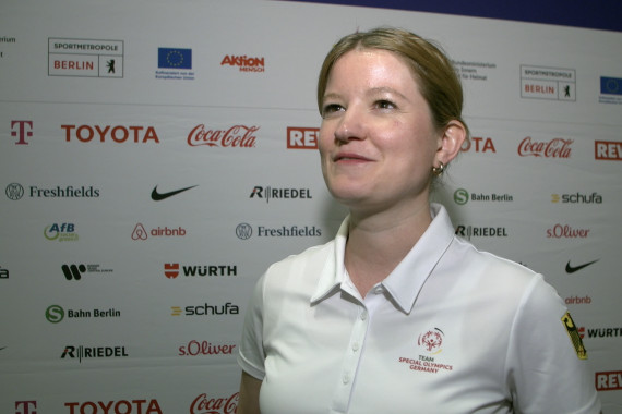 Im Interview spricht Joannah Faust, Verantwortliche für das Athlete Engagement, über ihre Tätigkeit im Organisationskomitee und die Bedeutung der Special Olympics für weltweite Inklusion.