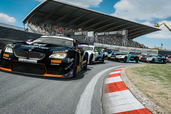 Erhan Jajovski (R8G Esports) gewann beide Zandvoort-Rennen von der Pole-Position aus