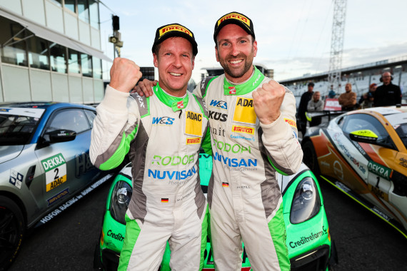 Strahlende Tagessieger- Max Kronberg (li.) und Hendrik Still