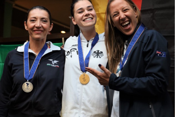 Mitte: Lucia Lippold