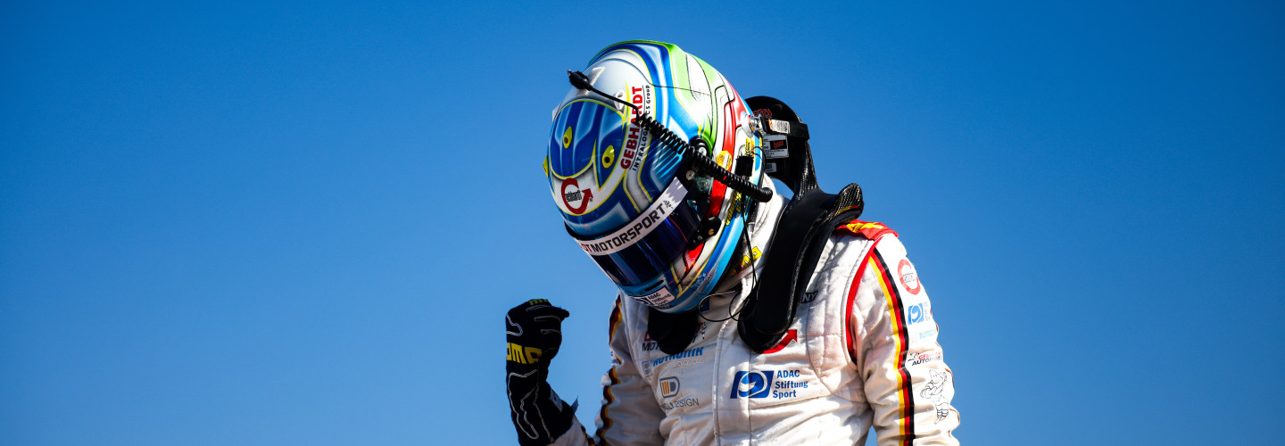 Valentino Catalano freut sich über einen nach dem Rennverlauf unerwarteten Sieg