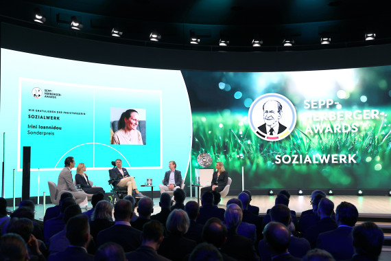 Große Bühne für Engagement im Fußball - das boten die Sepp-Herberger-Awards in Wolfsburg