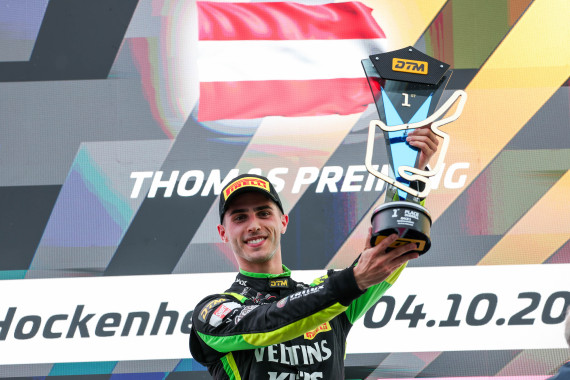 Großer Jubel bei Thomas Preining über seinen dritten Hockenheim-Sieg in der DTM