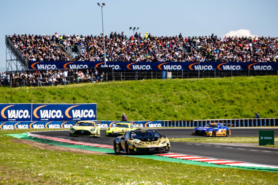 Der Südafrikaner Jordan Pepper kommt als DTM-Tabellenführer in die Lausitz