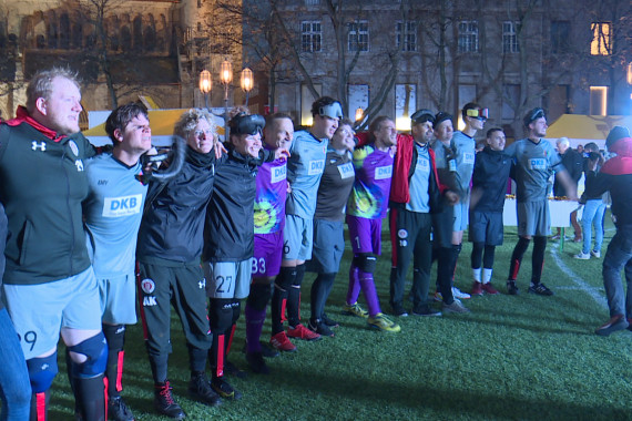 Schnittbilder vom Blindenfußball-Bundesliga Finale in Bonn.