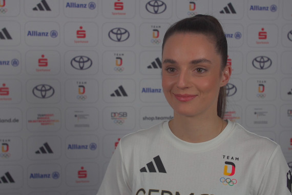 Im Interview spricht Kunstturnerin Pauline Schäfer-Betz über ihren Traum, ein olympisches Finale zu erreichen und über ihre Vorfreude, die Wettkämpfe im Nachbarland zu bestreiten.