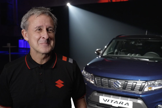 Im Interview spricht Pierre Littbarski, Fußball-Weltmeister 1990, u.a. über den Investoren-Einstieg im deutschen Fußball sowie die aktuelle Situation in der Bundesliga.