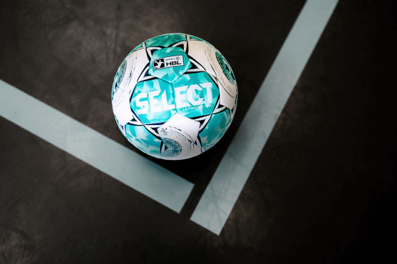 SELECT UND HANDBALL-BUNDESLIGA PRÄSENTIEREN OFFIZIELLE SPIELBÄLLE ZUR SAISON 2026/27