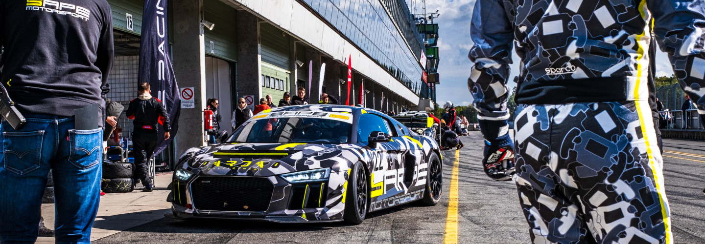 Der Audi R8 LMS GT4 von SAPE Motorsport