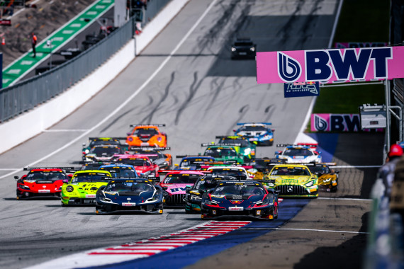 Die DTM präsentiert 2026 ein hochkarätiges Teilnehmerfeld mit acht internationalen Top-Marken