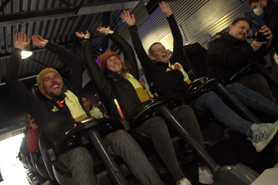 Footage vom Europa-Park-Besuch des Team Deutschland.