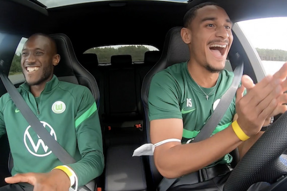 Beim VfL Wolfsburg läuft er derzeit rund. Der Saisonstart ist den Wölfen geglückt, in der Bundesliga spielt der Vorjahresvierte gleich wieder oben mit. Am Dienstag steht der Auftakt in die Champions League auf dem Programm. Beim französischen Meister OSC Lille wollen die Wolfsburger den Grundstein für eine erfolgreiche Gruppenphase legen.