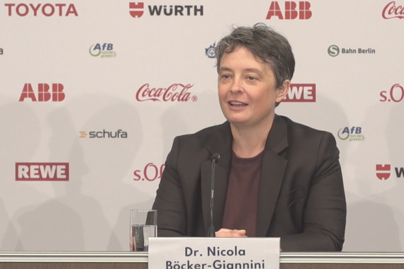 Dr. Nicola Böcker-Giannini, Staatssekretärin für Sport im Berliner Senat, gibt u. a. einen Ausblick auf die Special Olympics Nationalen Spiele Berlin 2022.