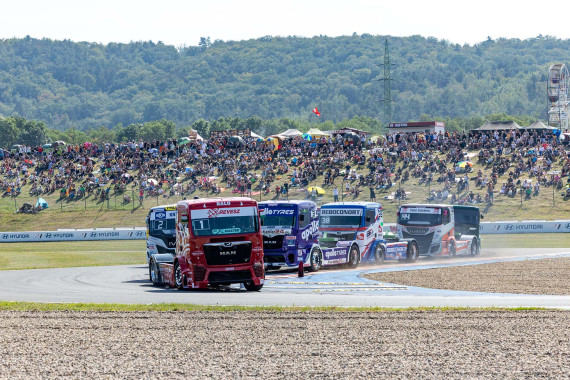 Die DTM-Fans dürfen sich auf ein PS-starkes Programm am Dekra Lausitzring freuen