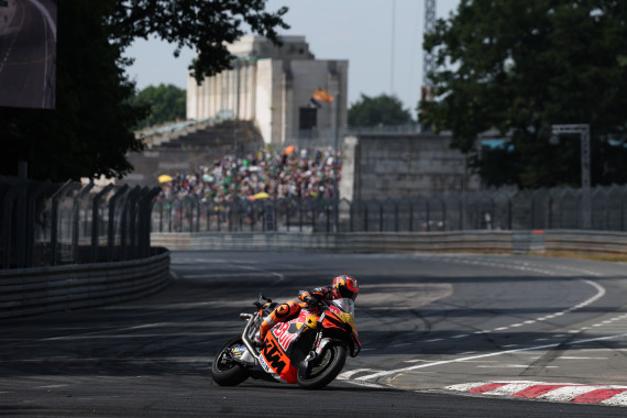 Pol Espargaro sorgte für beste Zweirad-Action in Nürnberg