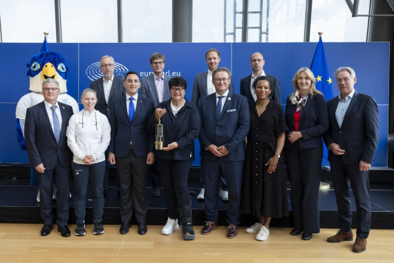 2025-06-06_Brüssel-Übergabe_1