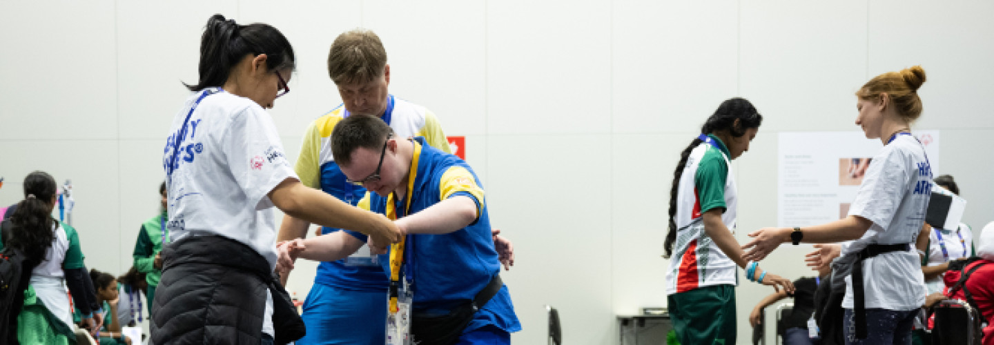 Physiotherapie beim Healthy Athletes Programm