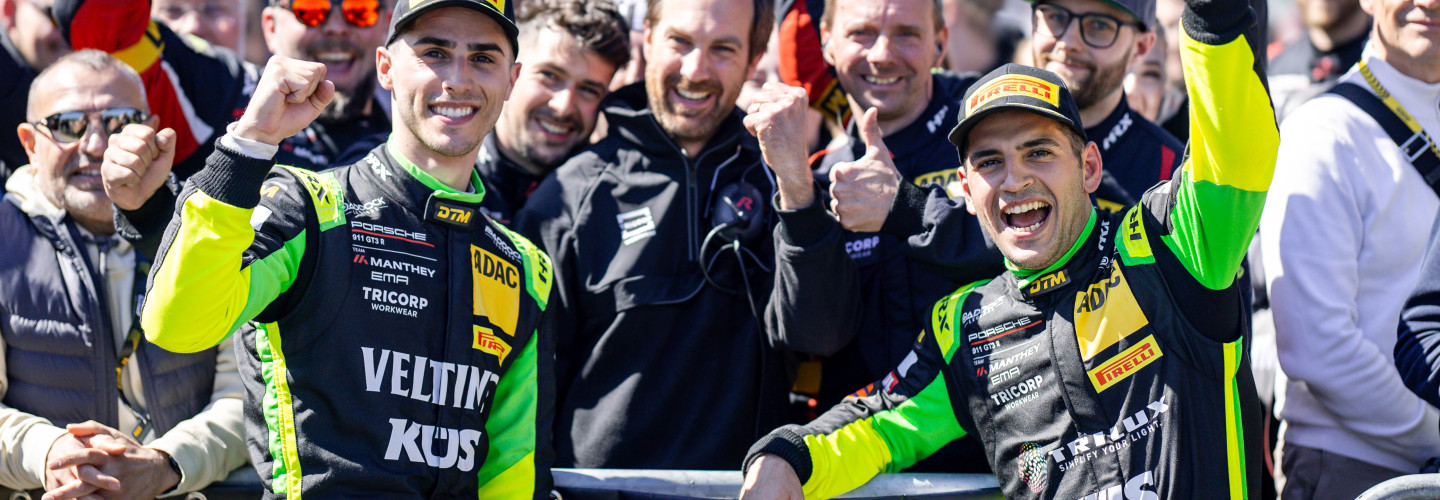 Gemeinsamer Jubel- Thomas Preining und Ayhancan Güven (l-r)