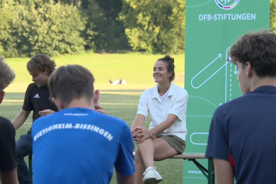 Footage vom Talk mit Lena Lotzen über mentale Gesundheit.