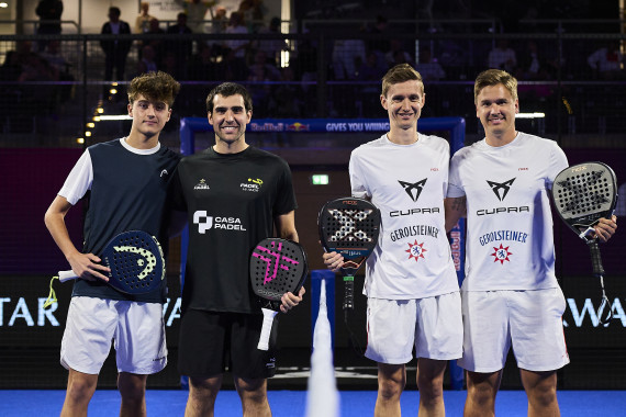 Johhanes Lindmeyer zusammen mit seinem Duo-Partner Matthias Wunner (r.)