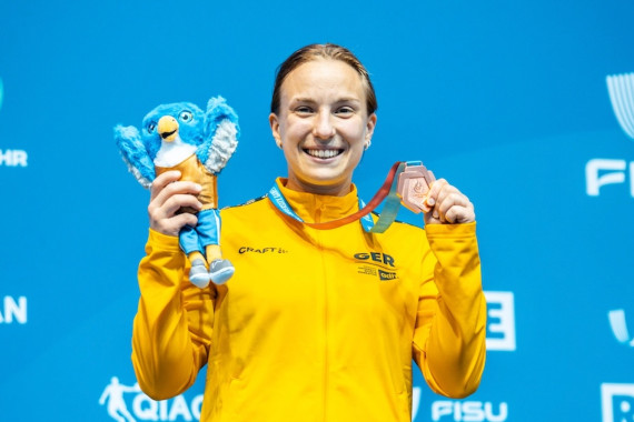 Dritte Medaille für Wasserspringerin Lena Hentschel