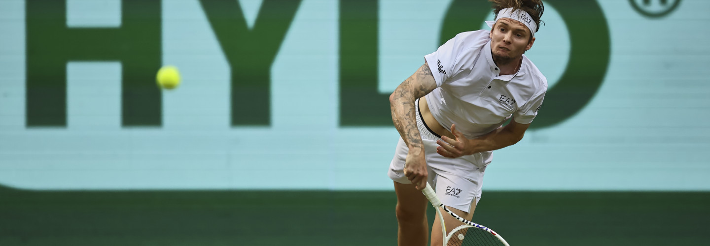 Bublik besiegelte mit einer starken Rasen-Vorstellung das Achtelfinalaus von Jan-Lennard Struff