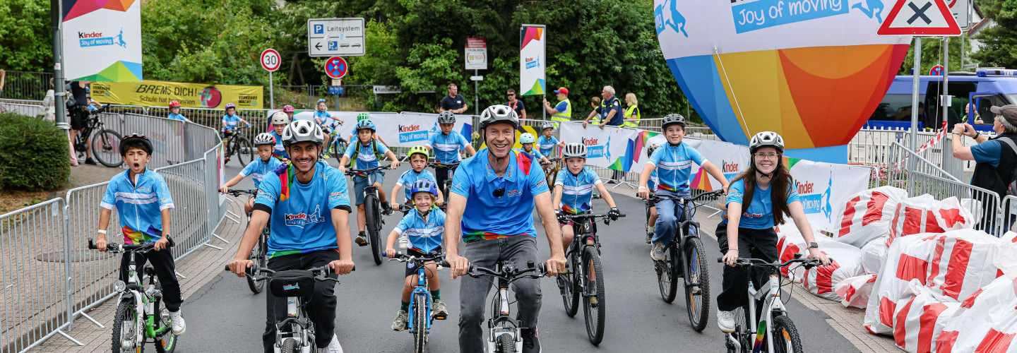"kinder Joy of Moving mini tour" beim Start der Lidl Deutschland Tour 2026 in Bad Orb