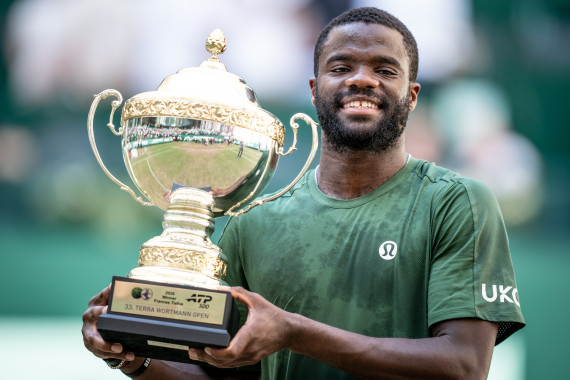 Tiafoe krönt sich zum ersten amerikanischen Halle-Champion