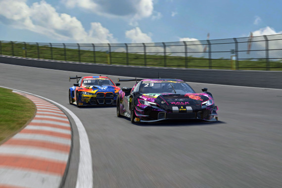 Auf den Gewinner wartet eine Testfahrt im realen GT4-Fahrzeug