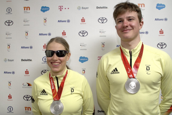 Interview mit Linn Kazmaier und Guide Florian Baumann nach ihrer dritten Silbermedaille