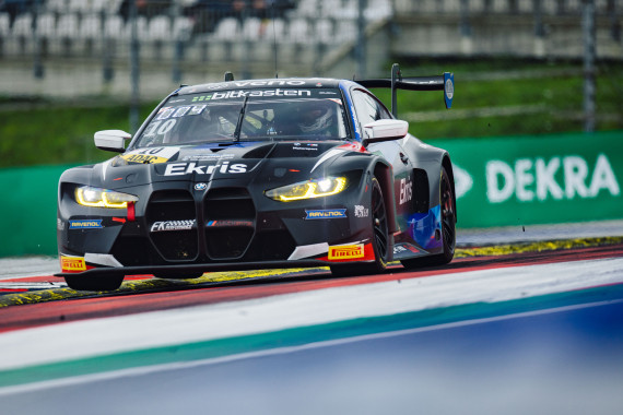 FK Performance Motorsport stand erstmals im ADAC GT Masters auf Rang eins