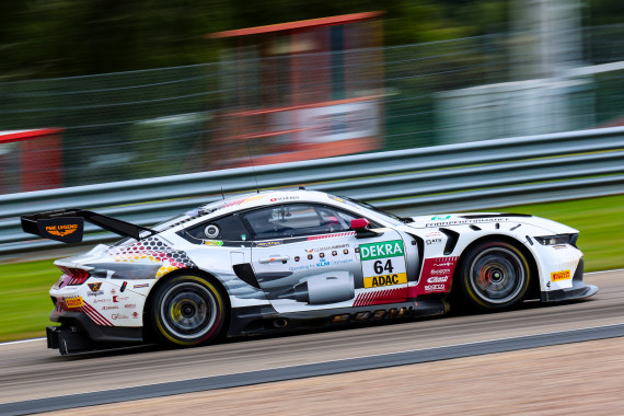 Eibach weitet die erfolgreiche und bereits zehnjährige Partnerschaft mit dem ADAC auf die DTM aus