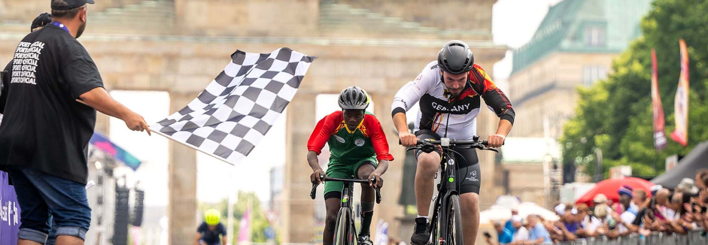 Radsport vor dem Brandenburger Tor