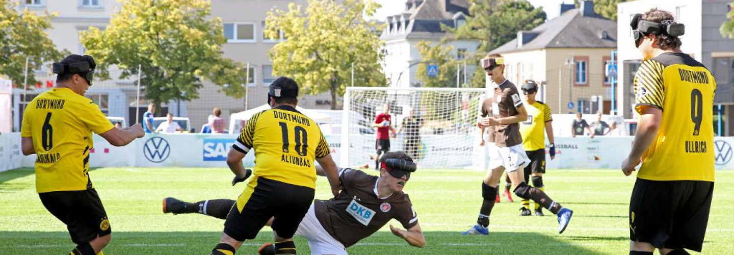 FC St. Pauli - Borussia Dortmund.JPG