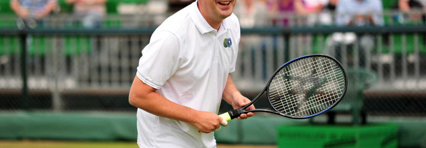 TV-Moderator und „Let’s Dance“-Juror Joachim Llambi steht beim „Select Ladies‘ Day“ des großen Jubiläumsturniers für Talks und Autogrammstunden zur Verfügung.
