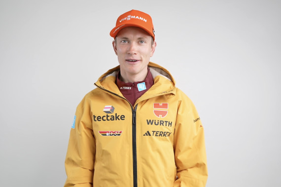 Im Interview spricht Biathlet Benedikt Doll u.a. über die Entwicklung vom Biathlon auf Schalke sowie dessen besondere Atmosphäre.