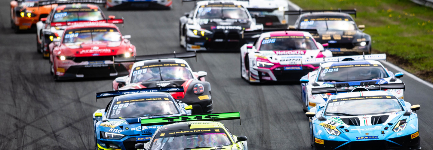 Hofft auf ein Top-Ergebnis: Moritz Wiskirchen im Mercedes-AMG / SR Motorsport by Schnitzelalm