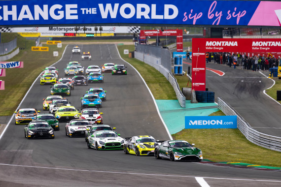 Der Saisonauftakt der ADAC GT4 Germany findet wieder in der Motorsport Arena Oschersleben statt