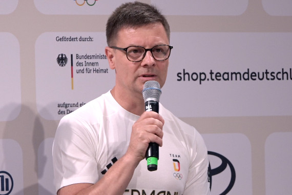 In der Pressekonferenz spricht Olaf Tabor, Chef de Mission Paris 2024,  über die Ziele des DOSB für Olympia und was er sich persönlich für die Sommerspiele wünscht.