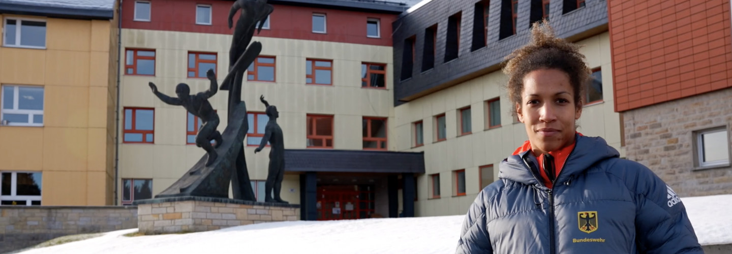 Sportsoldatin Mariama Jamanka